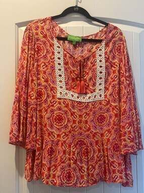 Pappagallo Women's Peplum Blouse with Bell Sleeves and Tassel Detail Size Large
